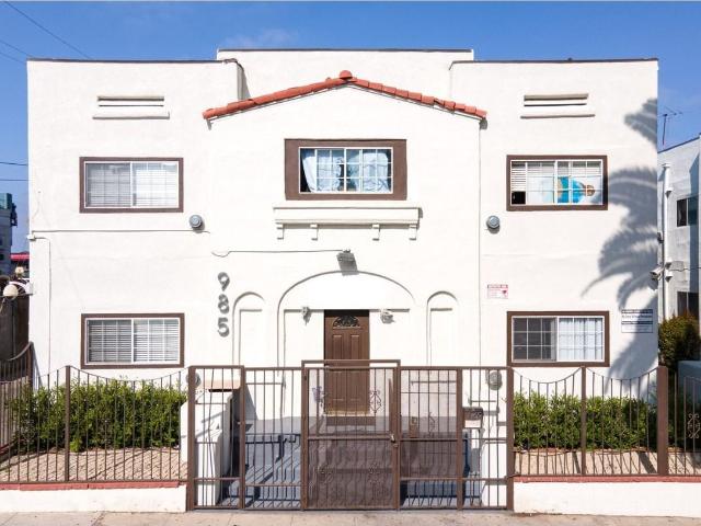 Apartment for rent in Canoga Park, California