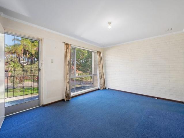 Apartment for rent in Daglish, Western Australia
