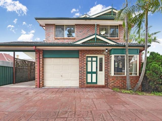 House for sale in Burwood