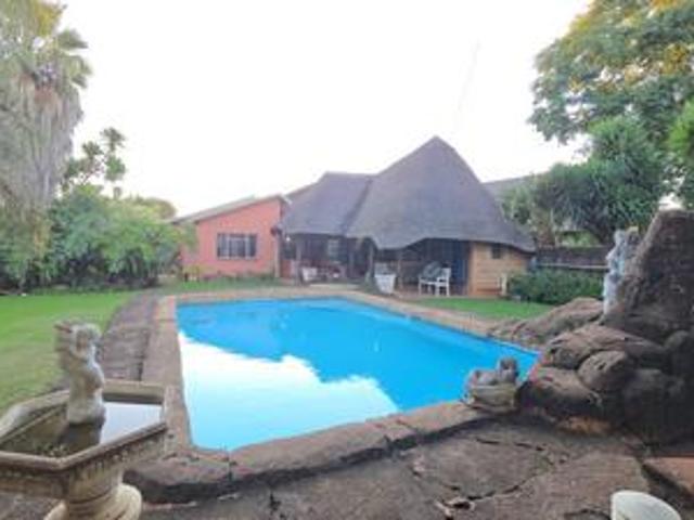 House for sale in Karenpark, Akasia