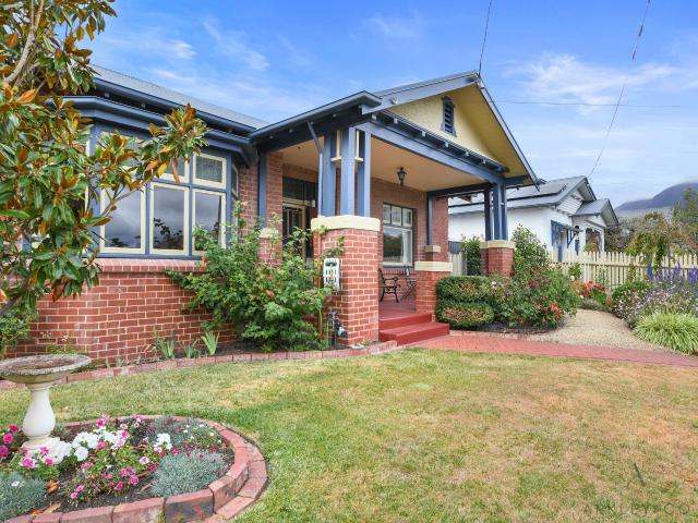 House for sale in New Town