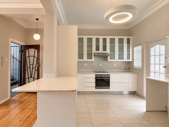 Apartment for rent in Cape Town Ward 115, Cape Town