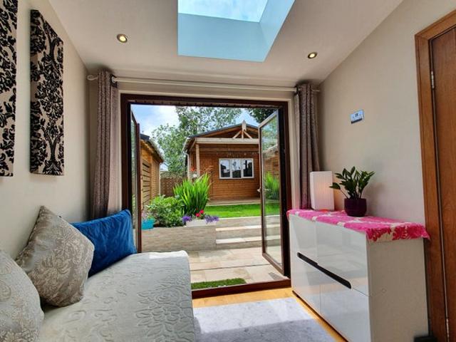 Apartment for rent in Hayes, Greater London