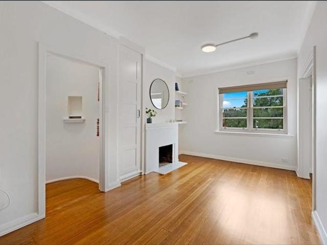 Granny Flat for rent in Camerons Creek, Victoria