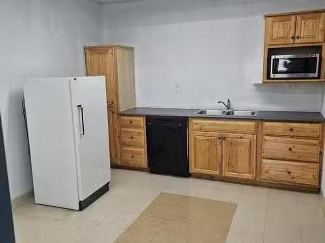 House for rent in Wedgewood, Alberta