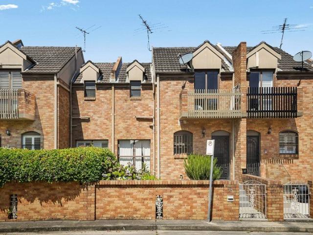 Townhouse for rent in Inner West, Sydney