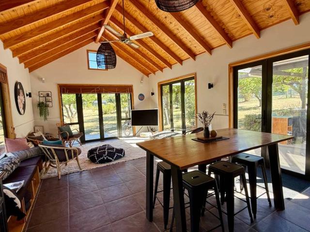 House for rent in Otakou