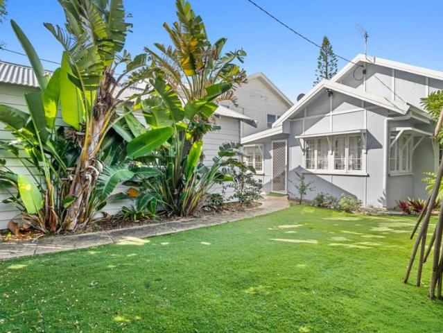 House for rent in Palm Beach, Gold Coast City