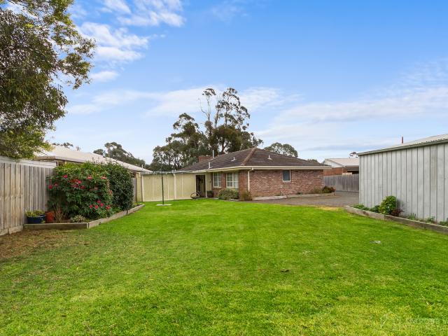 House for sale in Rosedale, Victoria