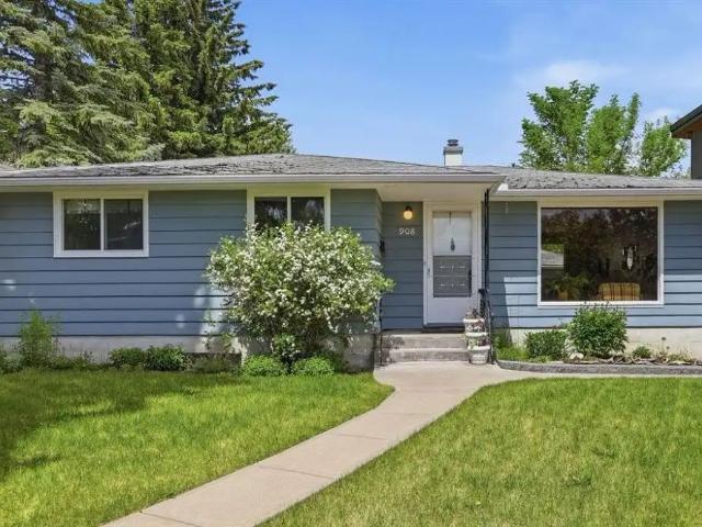 House for rent in Cambrian Heights, Calgary