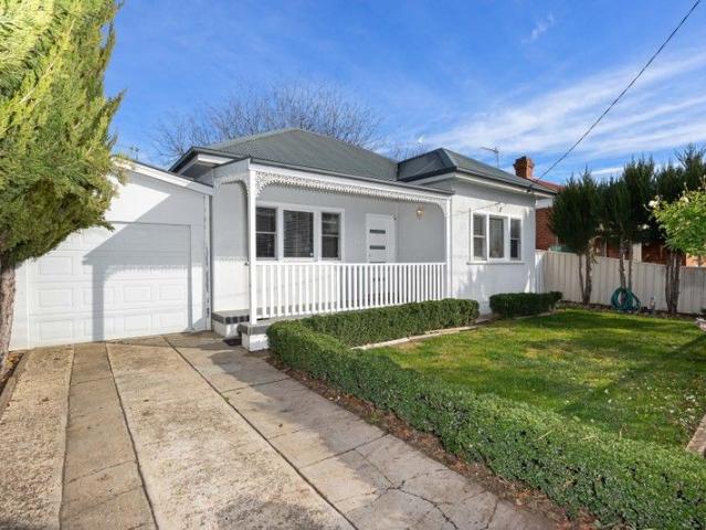 House for sale in Wagga Wagga