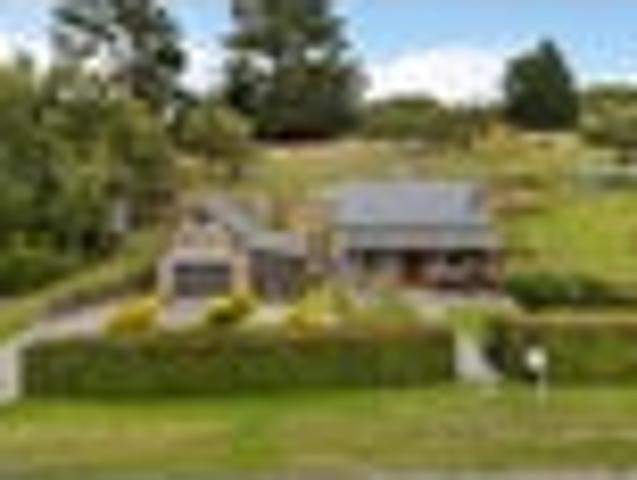 House for sale in Otakou