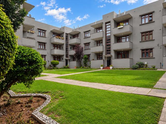 Apartment for rent in Cape Town Ward 115, Cape Town