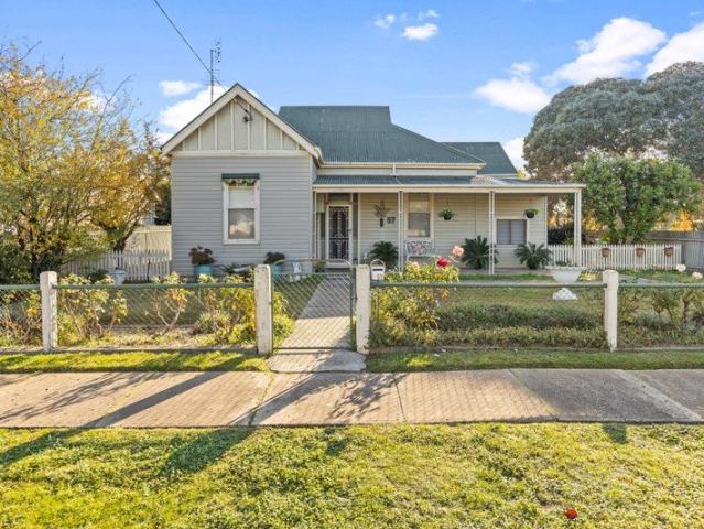 House for sale in Lockhart, New South Wales