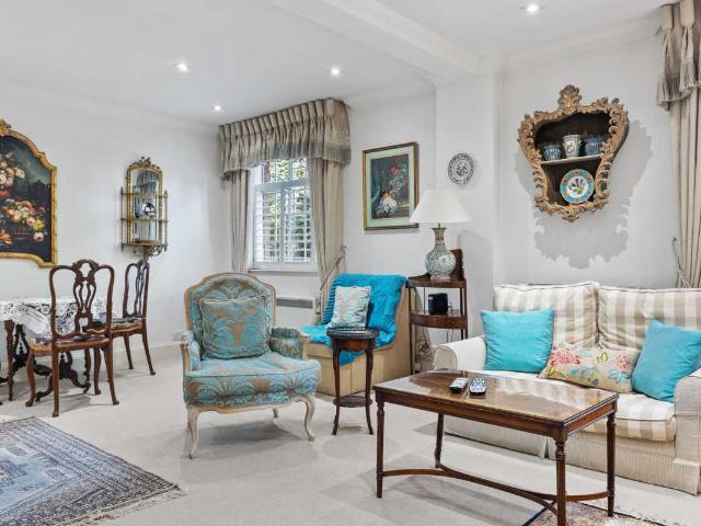 Apartment for rent in Chelsea, Greater London