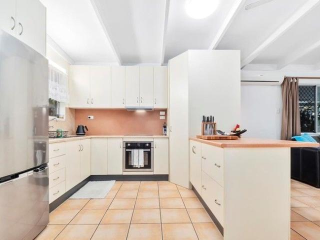 House for sale in Yorkeys Knob, Queensland