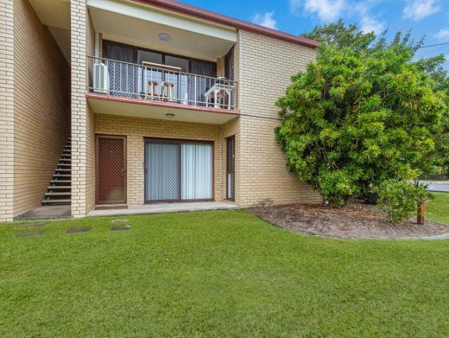 Townhouse for rent in Pottsville, New South Wales