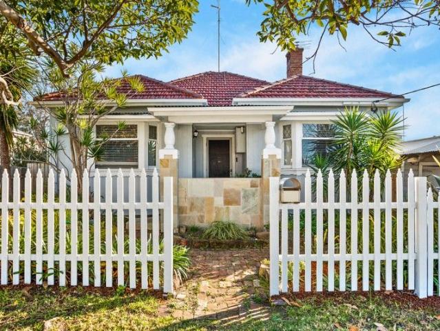 House for sale in Wollongong, Wollongong city