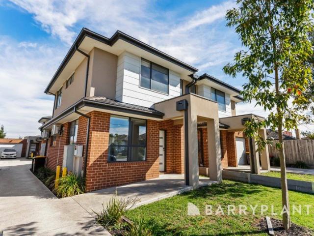 Townhouse for rent in Camerons Creek, Victoria