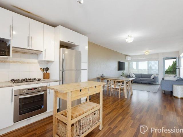 Apartment for sale in Stirling, Western Australia