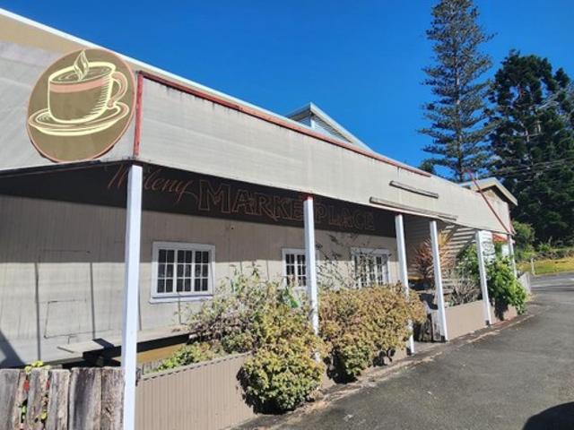 Office for rent in Kings Creek, Queensland