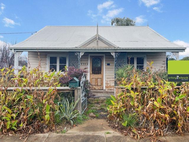 House for sale in Brisbane Grove, New South Wales