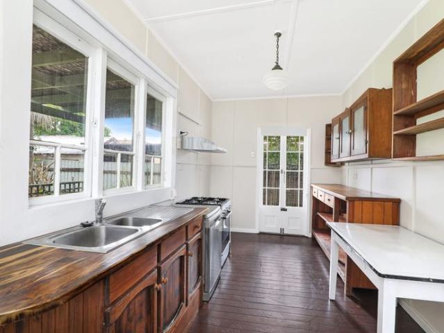 House for rent in Wollongong West, New South Wales
