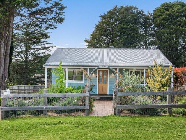 House for sale in Moss Vale, Wingecarribee Shire Council