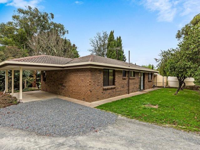 House for rent in Uraidla, South Australia
