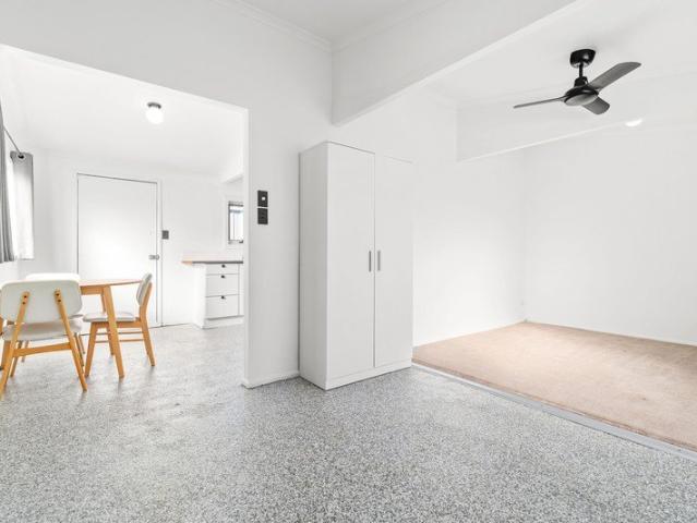 Granny Flat for rent in Woy Woy, New South Wales
