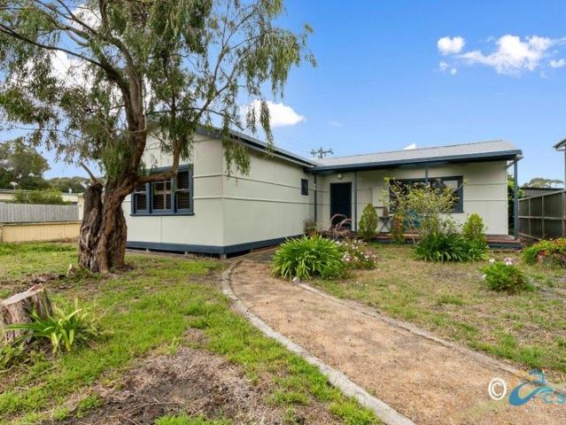 House for sale in Loch Sport, Victoria