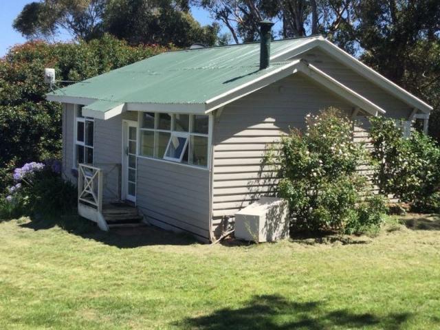 House for rent in Riddells Creek, Victoria