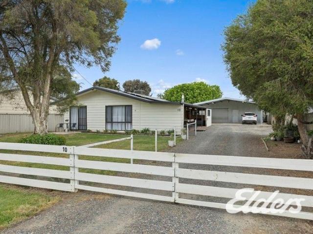 House for sale in Tungamah, Victoria