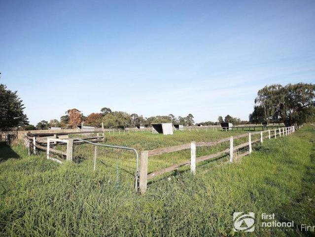House for rent in Camerons Creek, Victoria