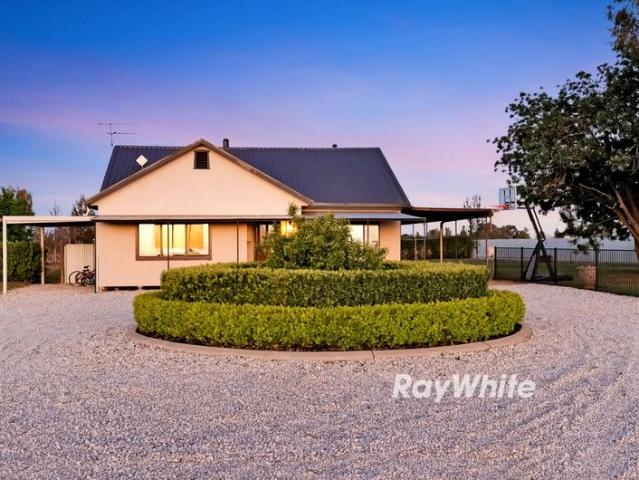 House for sale in Birdwoodton