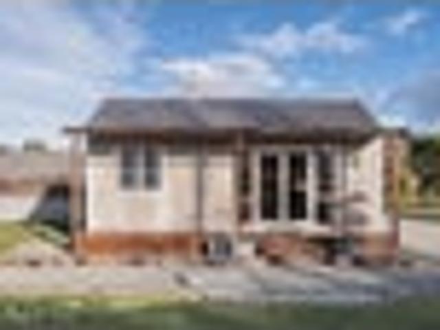 House for sale in Cave, Canterbury
