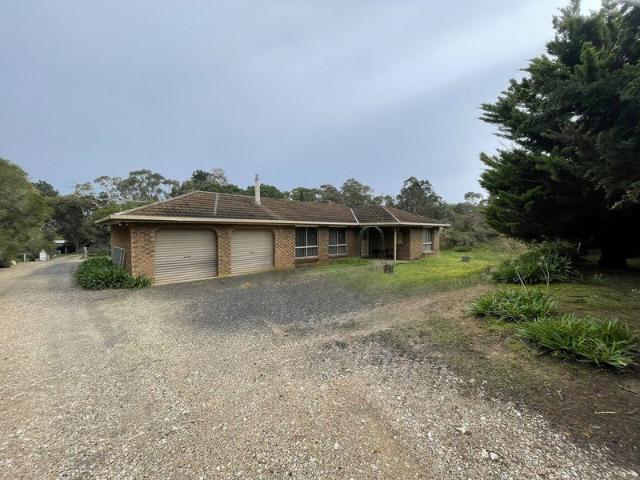 Cottage for rent in Coimadai, Victoria