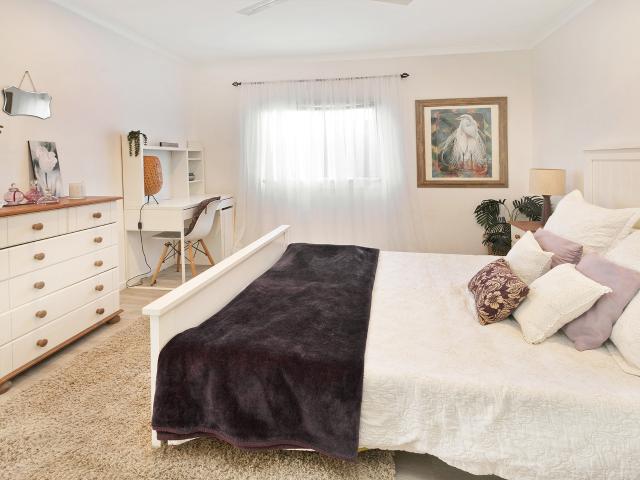 Cottage for sale in Kings Creek, Queensland
