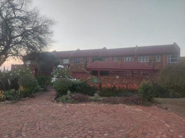 Apartment for sale in Waterkloof, Gauteng