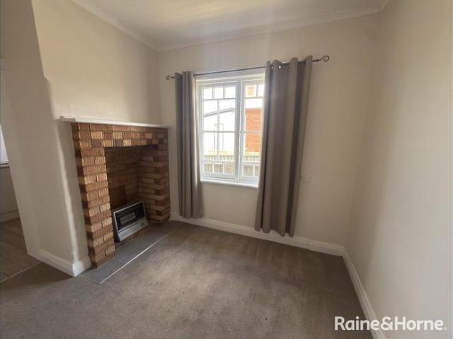 House for rent in Brisbane Grove, New South Wales