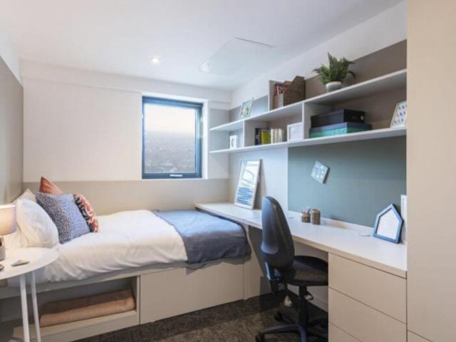 Room for rent in Vauxhall, Greater London