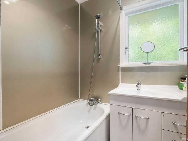 Apartment for rent in Mount Eden Village, Albert-Eden