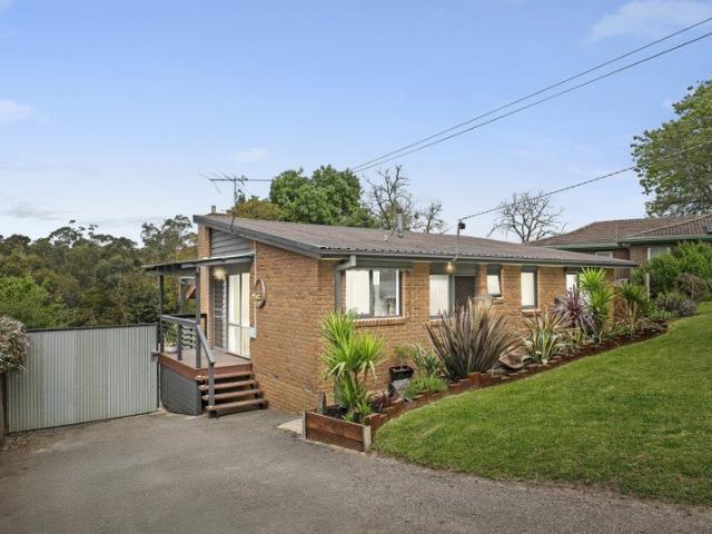 House for sale in Seville, Melbourne