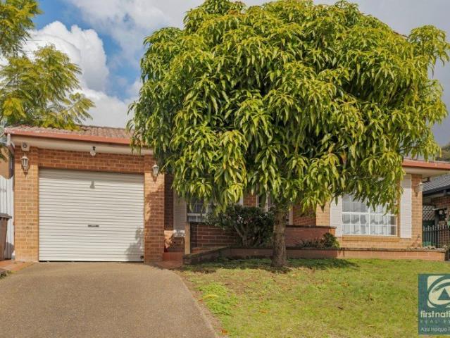 House for rent in Macquarie Fields, Sydney