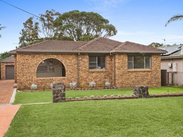 House for sale in Oak Flats Dc, New South Wales