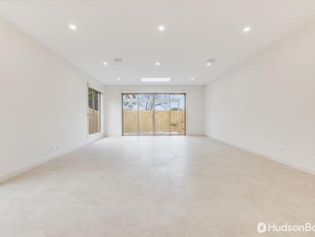 Townhouse for rent in Camerons Creek, Victoria