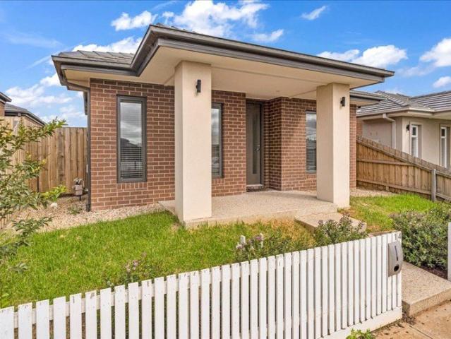 House for rent in Eynesbury, Melbourne