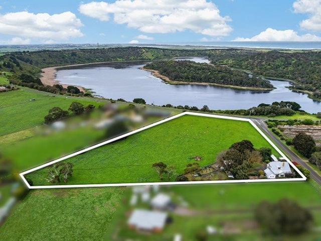House for sale in Koroit, Victoria
