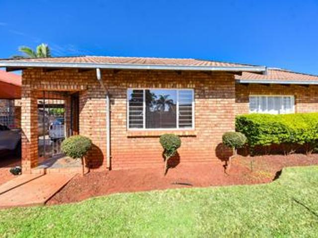 House for sale in Waterkloof, Gauteng