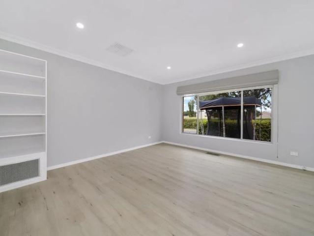 House for rent in Queanbeyan East, Queanbeyan